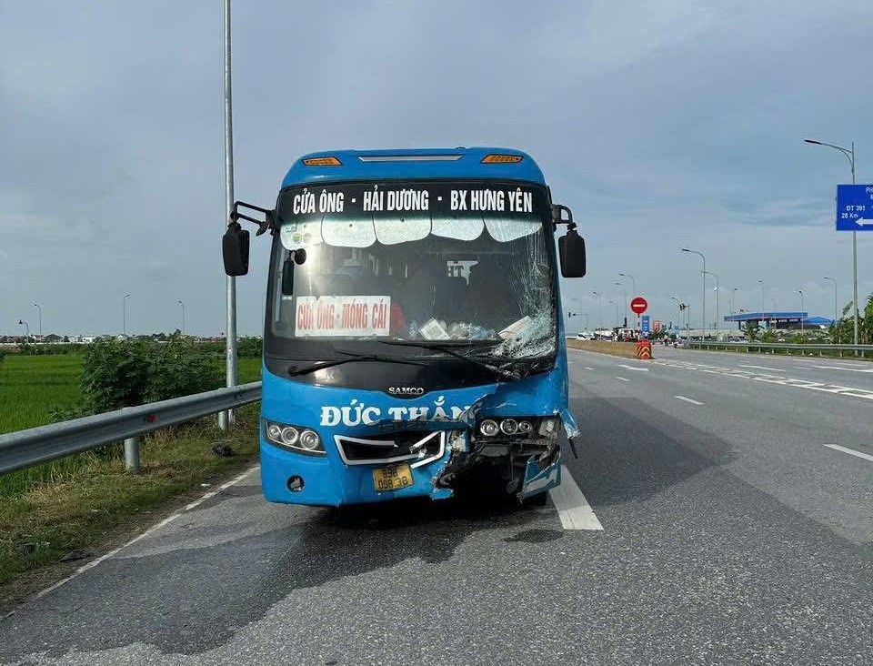 Tổng hợp tin tức tai nạn giao thông ngày 22/8/2025