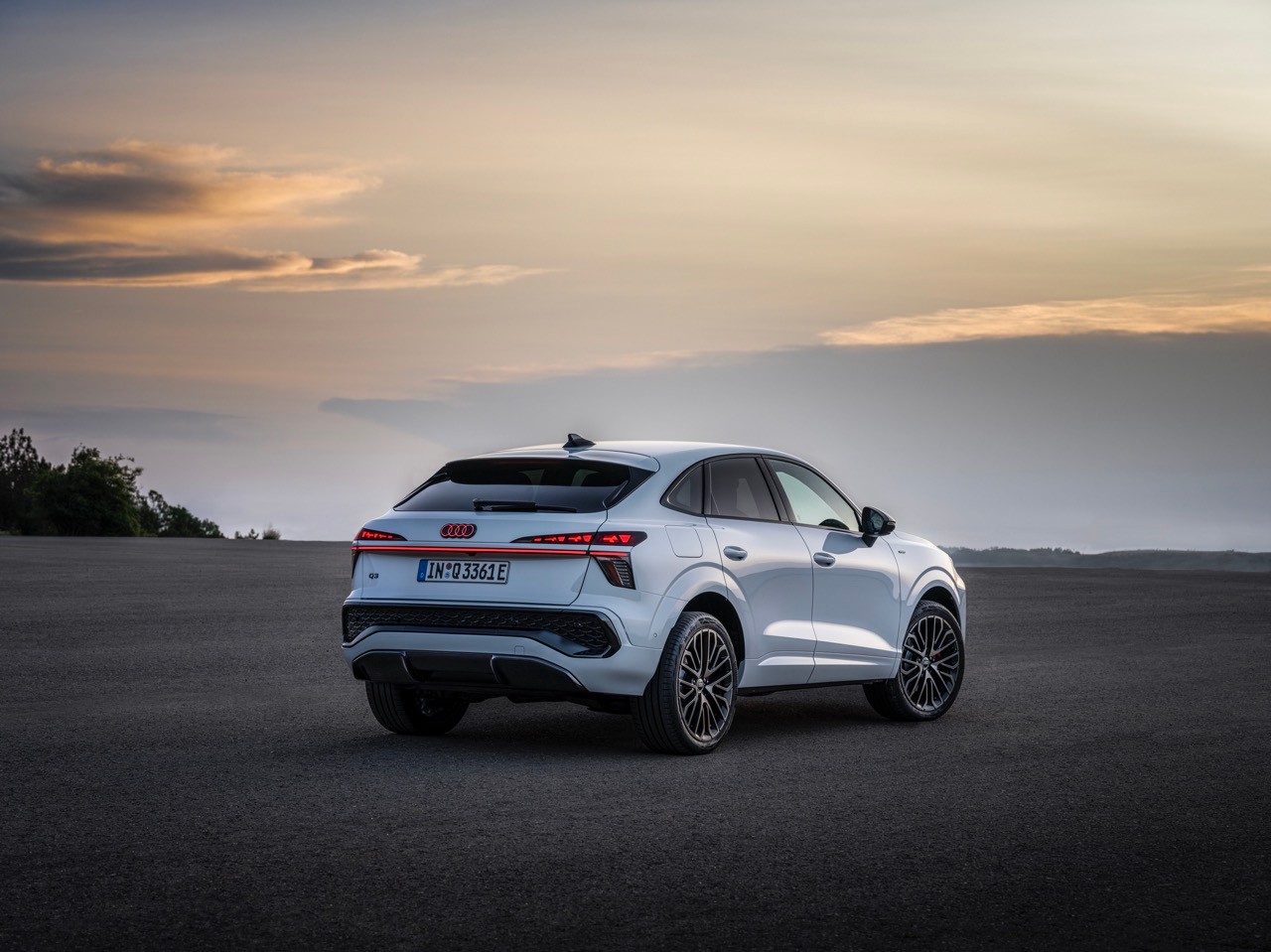 Audi Q3 Sportback thế hệ mới ra mắt, giá quy đổi từ 1,42 tỷ đồng Audi Q3 Sportback thế hệ mới ra mắt, giá quy đổi từ 1,42 tỷ đồng