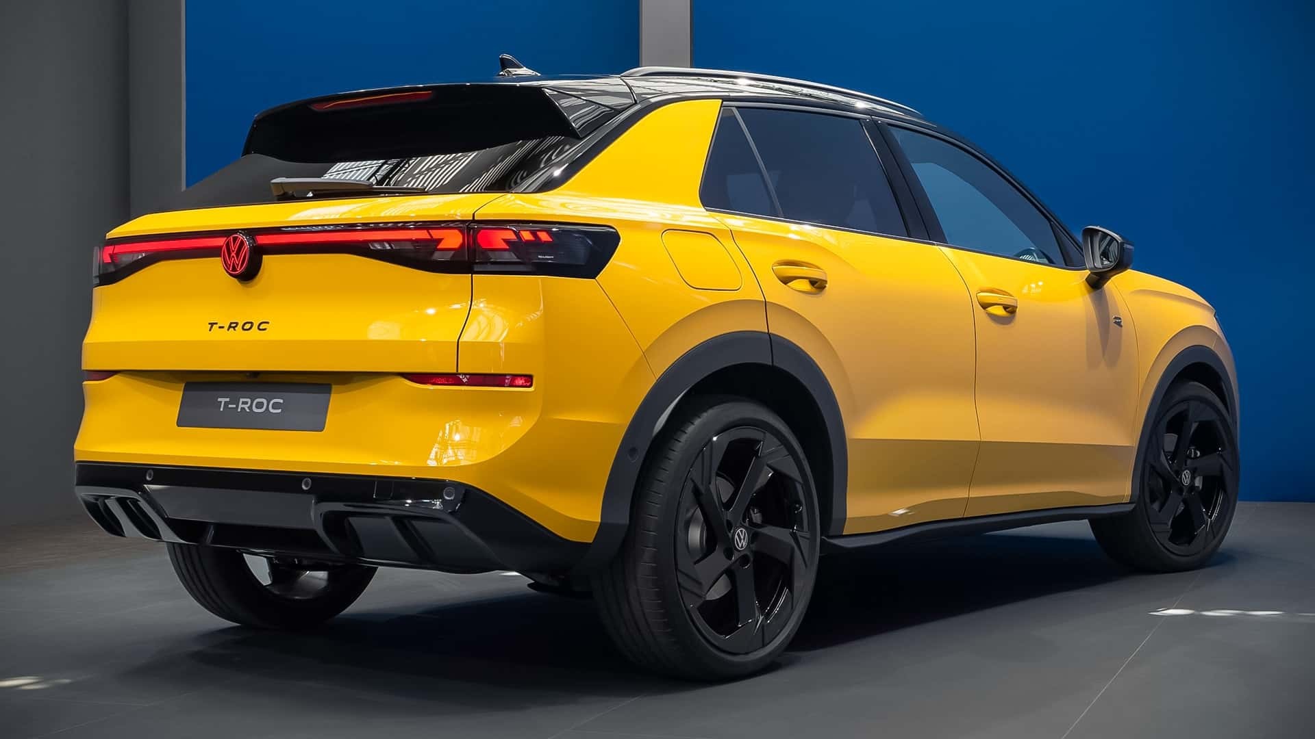 Volkswagen đã làm gì để T-Roc 2025 rộng rãi và thực dụng hơn? Volkswagen đã làm gì để T-Roc 2025 rộng rãi và thực dụng hơn?