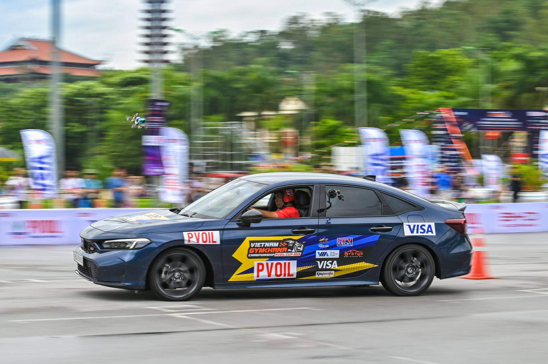 Honda Civic e: HEV RS chinh phục nhà vô địch PVOIL VGC 2025 Hạng Cầu trước như thế nào? Honda Civic e: HEV RS chinh phục nhà vô địch PVOIL VGC 2025 Hạng Cầu trước như thế nào?