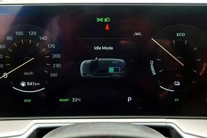 Kia Sorento 2025 lộ hình ảnh không che chắn, sắp ra mắt Việt Nam Kia Sorento 2025 lộ hình ảnh không che chắn, sắp ra mắt Việt Nam
