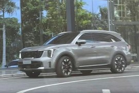 Kia Sorento 2025 lộ hình ảnh không che chắn, sắp ra mắt Việt Nam