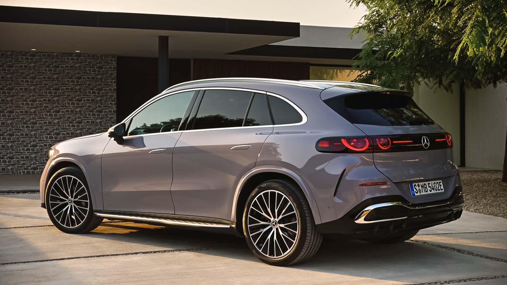 Mercedes-Benz GLC thế hệ chạy điện hoàn toàn mới chính thức ra mắt tại IAA Mobility 2025 Mercedes-Benz GLC thế hệ chạy điện hoàn toàn mới chính thức ra mắt tại IAA Mobility 2025