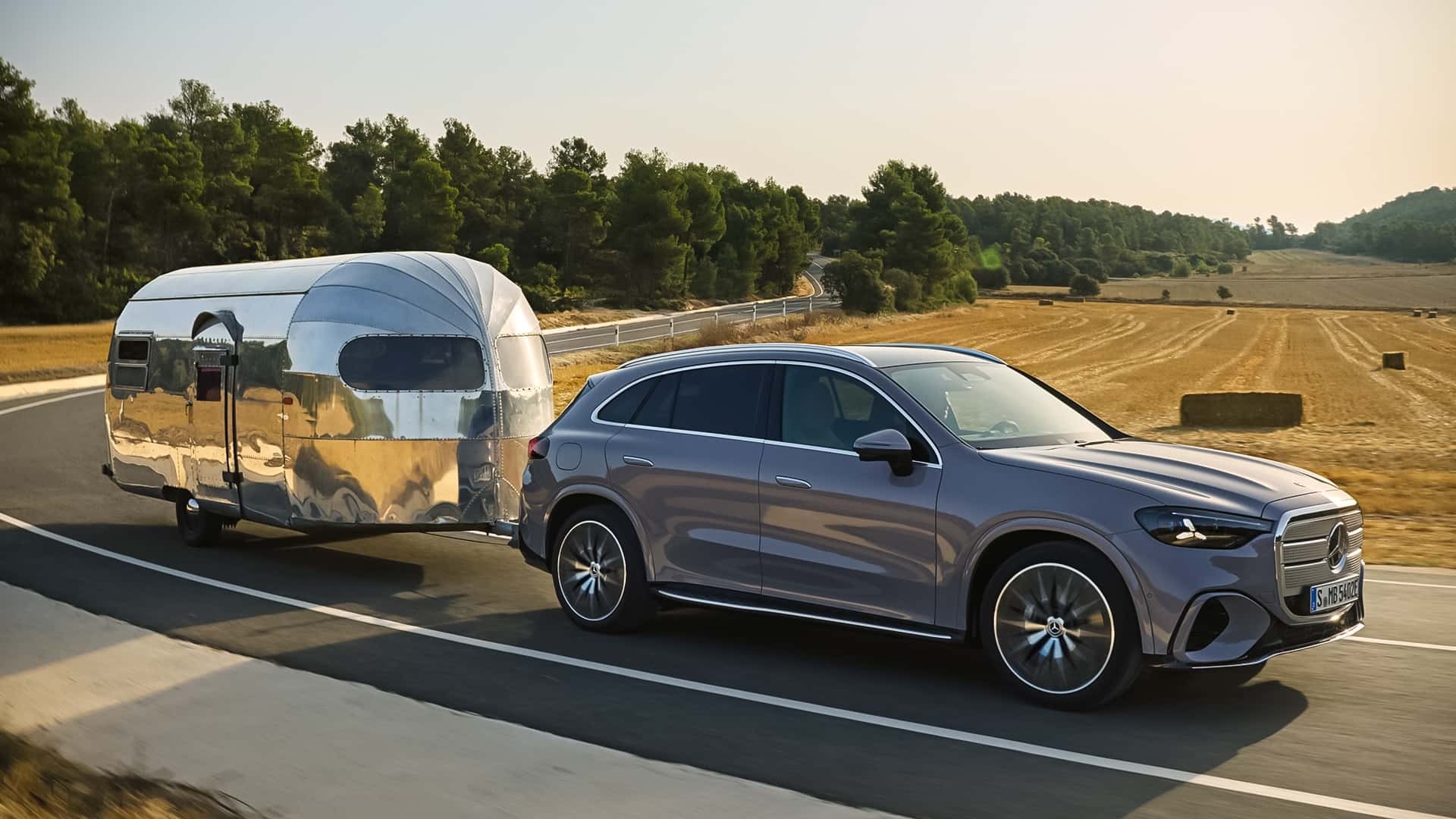 Mercedes-Benz GLC thế hệ chạy điện hoàn toàn mới chính thức ra mắt tại IAA Mobility 2025 Mercedes-Benz GLC thế hệ chạy điện hoàn toàn mới chính thức ra mắt tại IAA Mobility 2025