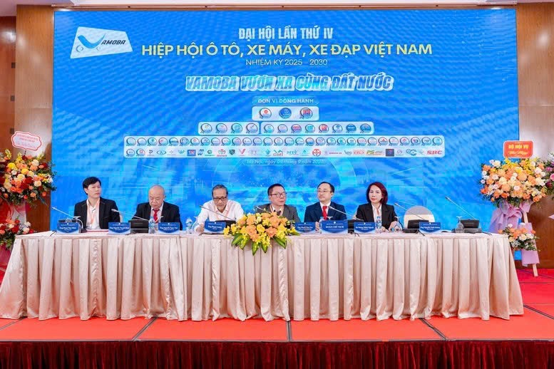 Hiệp hội Ô tô, Xe máy, Xe đạp Việt Nam sẽ sản xuất 100% xe điện vào năm 2035 Hiệp hội Ô tô, Xe máy, Xe đạp Việt Nam sẽ sản xuất 100% xe điện vào năm 2035