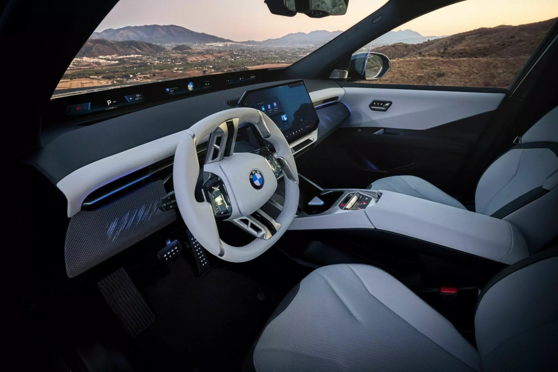 SUV điện cao cấp BMW iX3 thế hệ mới chính thức ra mắt lần đầu tiên tại IAA Mobility 2025 SUV điện cao cấp BMW iX3 thế hệ mới chính thức ra mắt lần đầu tiên tại IAA Mobility 2025