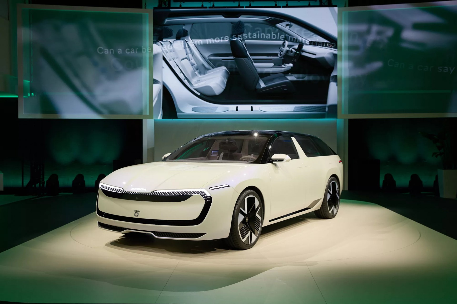 Skoda Vision O - Mẫu concept xe điện wagon sang trọng được trình làng tại IAA Mobility 2025 Skoda Vision O - Mẫu concept xe điện wagon sang trọng được trình làng tại IAA Mobility 2025