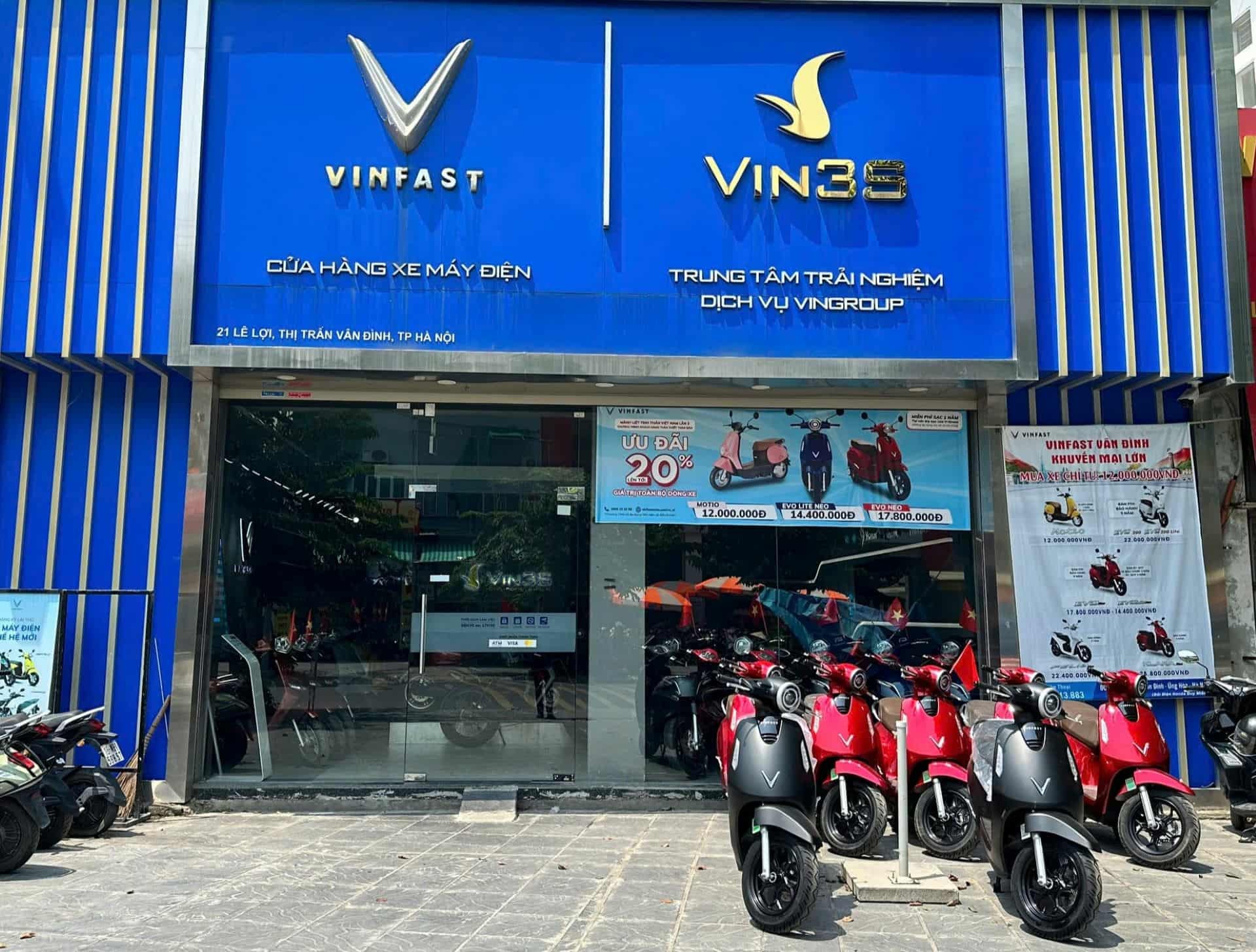 Sở hữu 10 cơ sở bán xe máy điện VinFast, ông chủ chia sẻ trung bình bán 700 xe/tháng Sở hữu 10 cơ sở bán xe máy điện VinFast, ông chủ chia sẻ trung bình bán 700 xe/tháng
