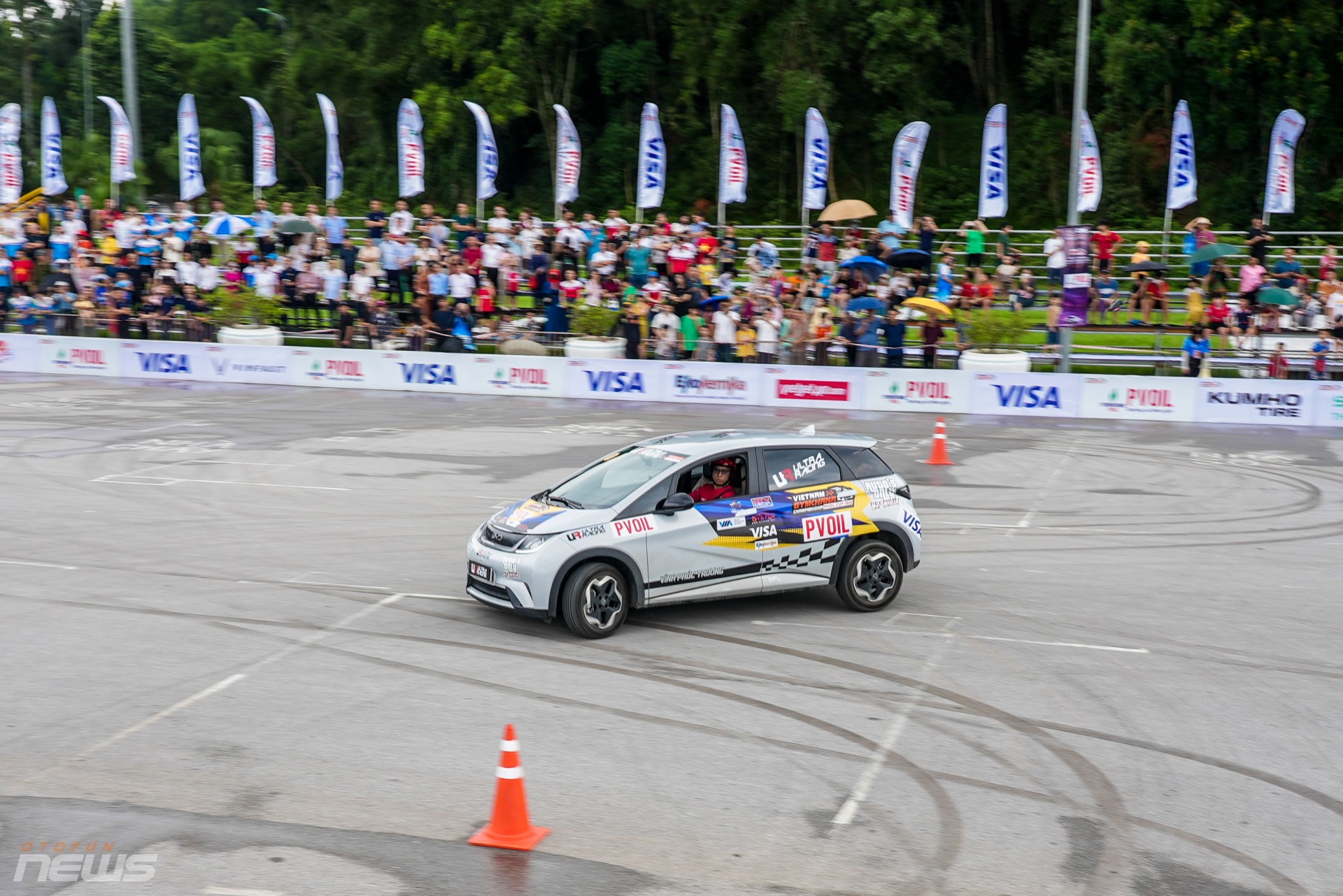 Lễ hội Xe - Fun Wheels Festival Hạ Long 2026 và Giải đua Ô tô Gymkhana Vô địch Miền Bắc PVOIL Cup 2026 chính thức khai mạc