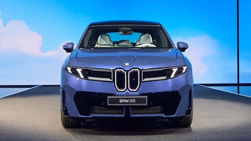 BMW thành công bất chấp tranh cãi lưới tản nhiệt cỡ lớn