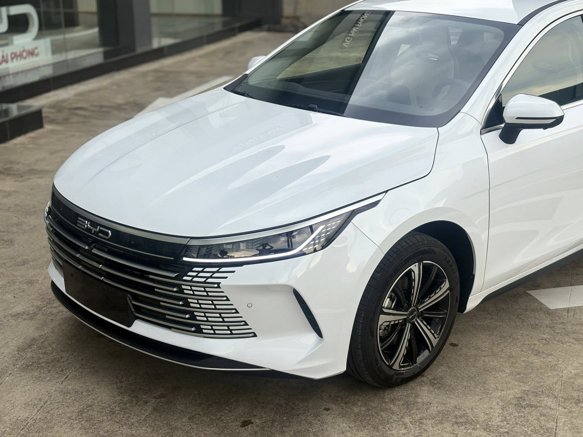 BYD Seal 5 sắp bán tại Việt Nam, cạnh tranh với Civic và Altis hybrid BYD Seal 5 sắp bán tại Việt Nam, cạnh tranh với Civic và Altis hybrid