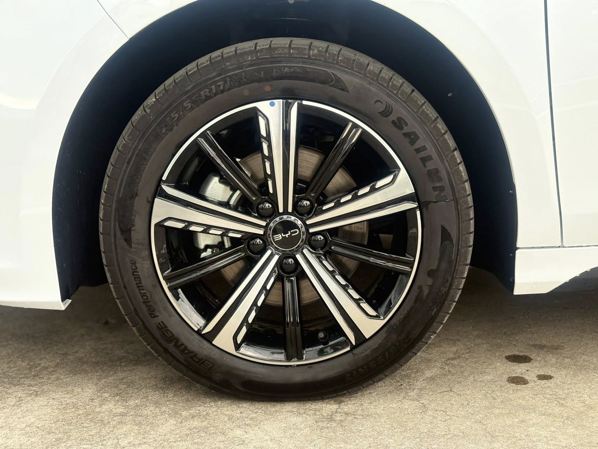 BYD Seal 5 sắp bán tại Việt Nam, cạnh tranh với Civic và Altis hybrid BYD Seal 5 sắp bán tại Việt Nam, cạnh tranh với Civic và Altis hybrid