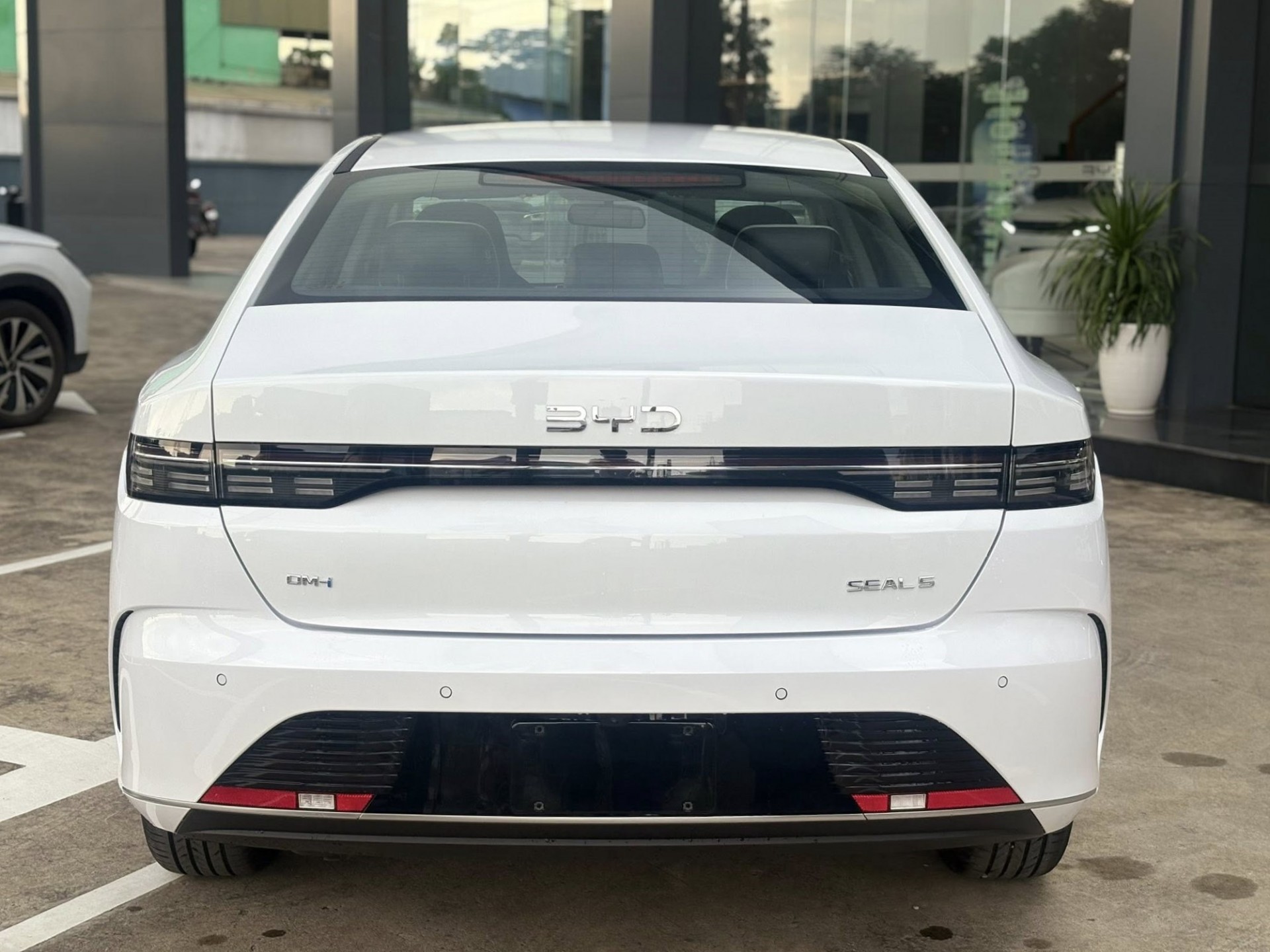 BYD Seal 5 sắp bán tại Việt Nam, cạnh tranh với Civic và Altis hybrid BYD Seal 5 sắp bán tại Việt Nam, cạnh tranh với Civic và Altis hybrid