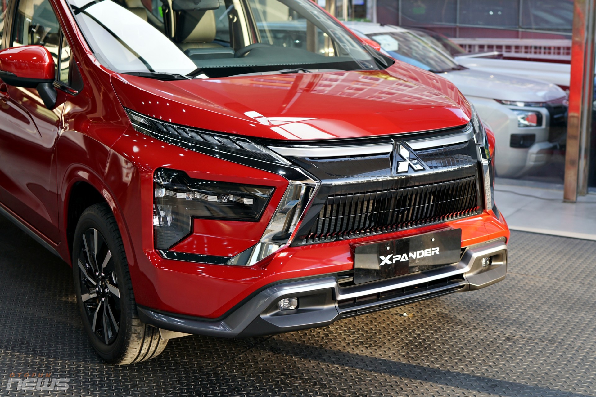 Hai phiên bản của Mitsubishi Xpander 2025 ra mắt, thêm trang bị và giá tăng 1 triệu đồng