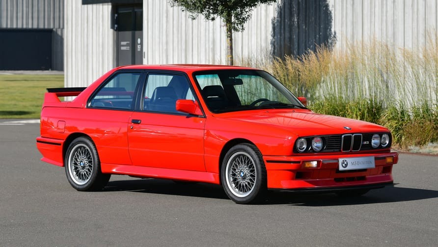 Bộ sưu tập 22 chiếc BMW M hiếm có sẽ được bán đấu giá ước tính hơn 100 tỷ đồng Bộ sưu tập 22 chiếc BMW M