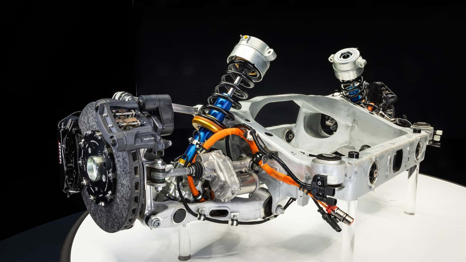 Ferrari hé lộ thông số kỹ thuật của mẫu siêu xe điện đầu tiên Elettrica mẫu xe điện đầu tiên của Ferrari