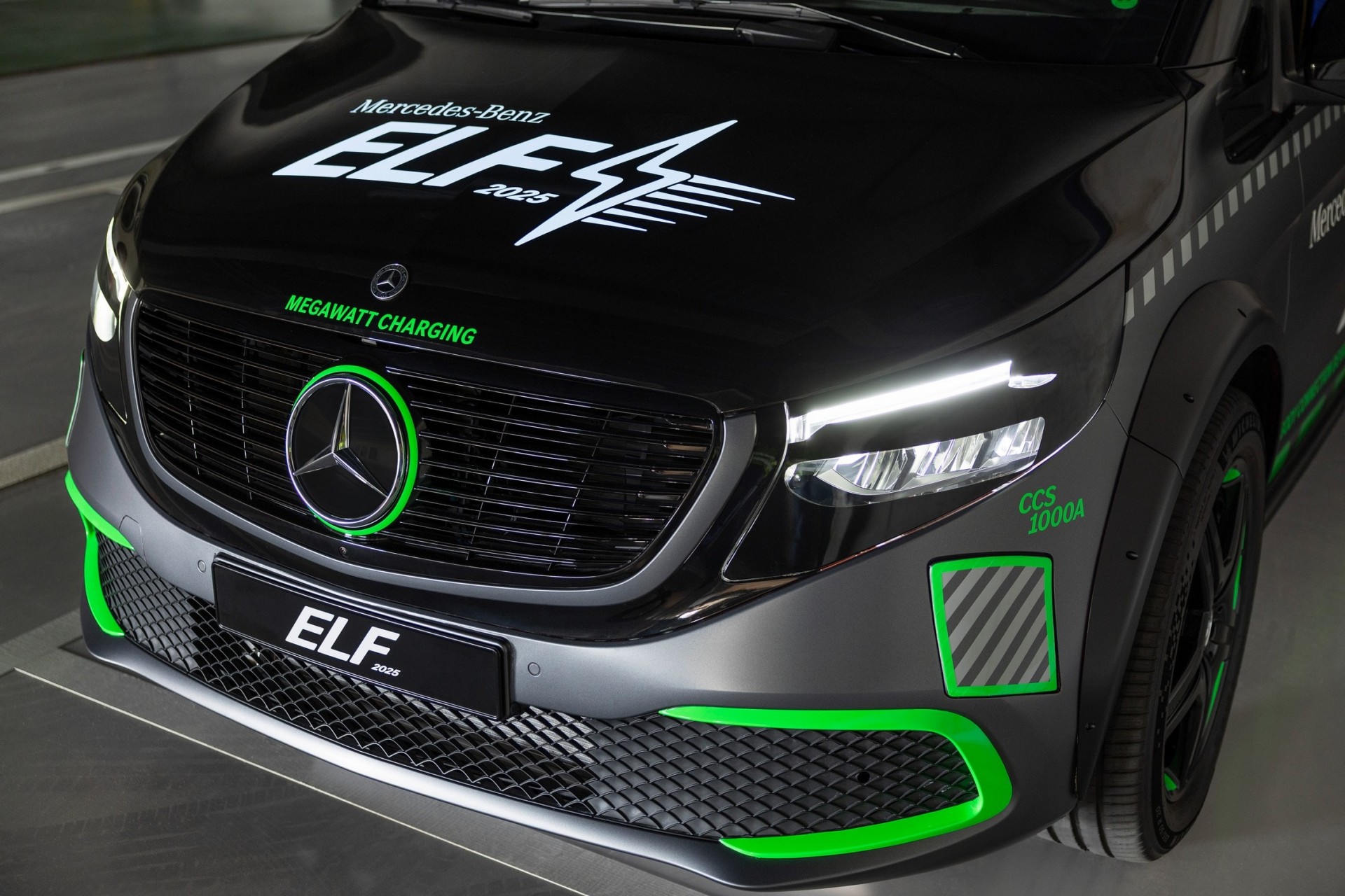 Đây là Mercedes-Benz ELF - Phương tiện thí nghiệm mọi công nghệ sạc xe điện, bao gồm sạc siêu nhanh xe điện Mercedes-Benz ELF