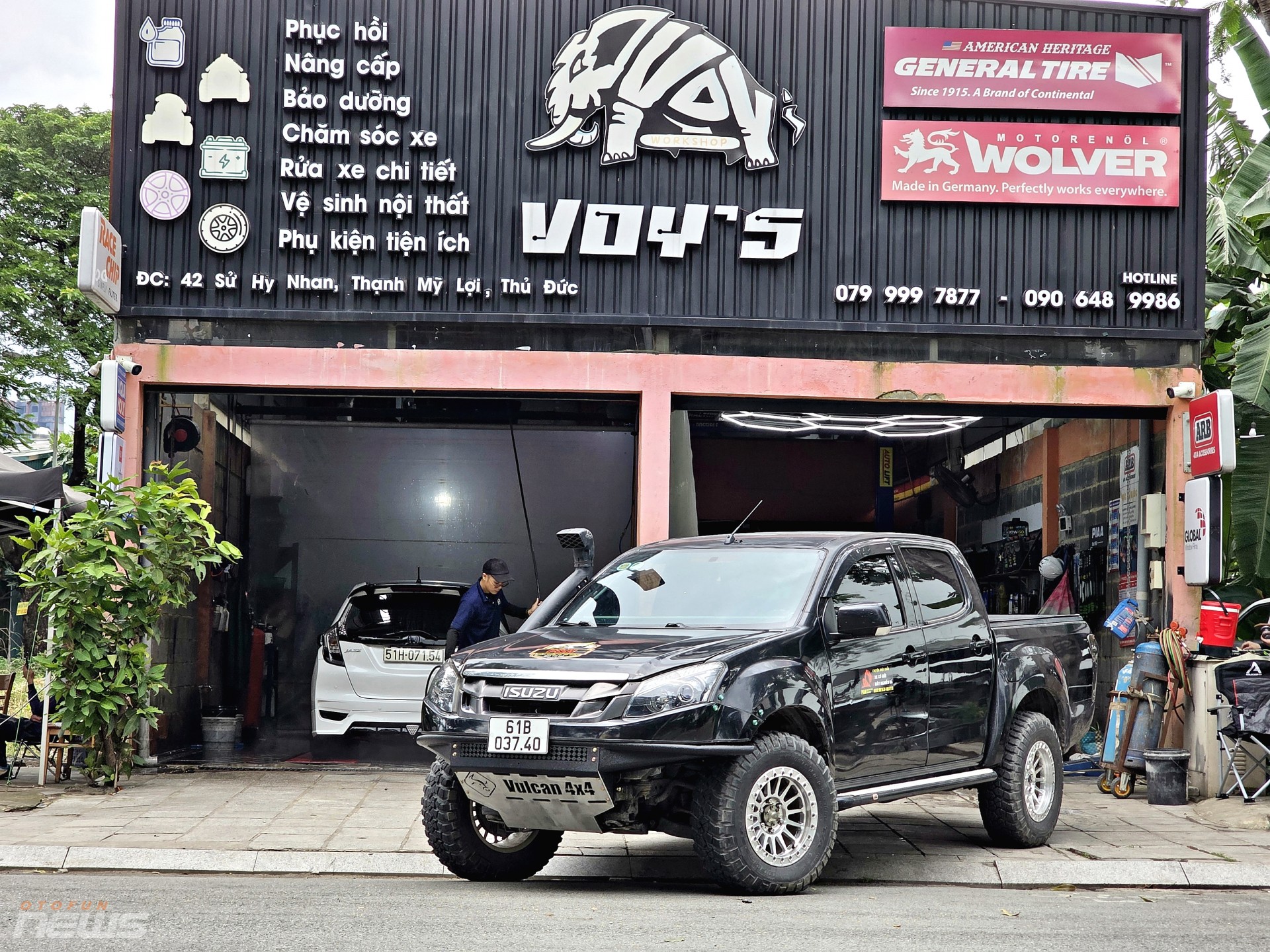 Đội Thỏ và Đậu đầu tư 600 triệu độ Isuzu D-Max tham chiến Hạng Cơ bản PVOIL VOC 2025 Đội Thỏ và Đậu đầu tư 600 triệu độ Isuzu D-Max tham chiến Hạng Cơ bản PVOIL VOC 2025