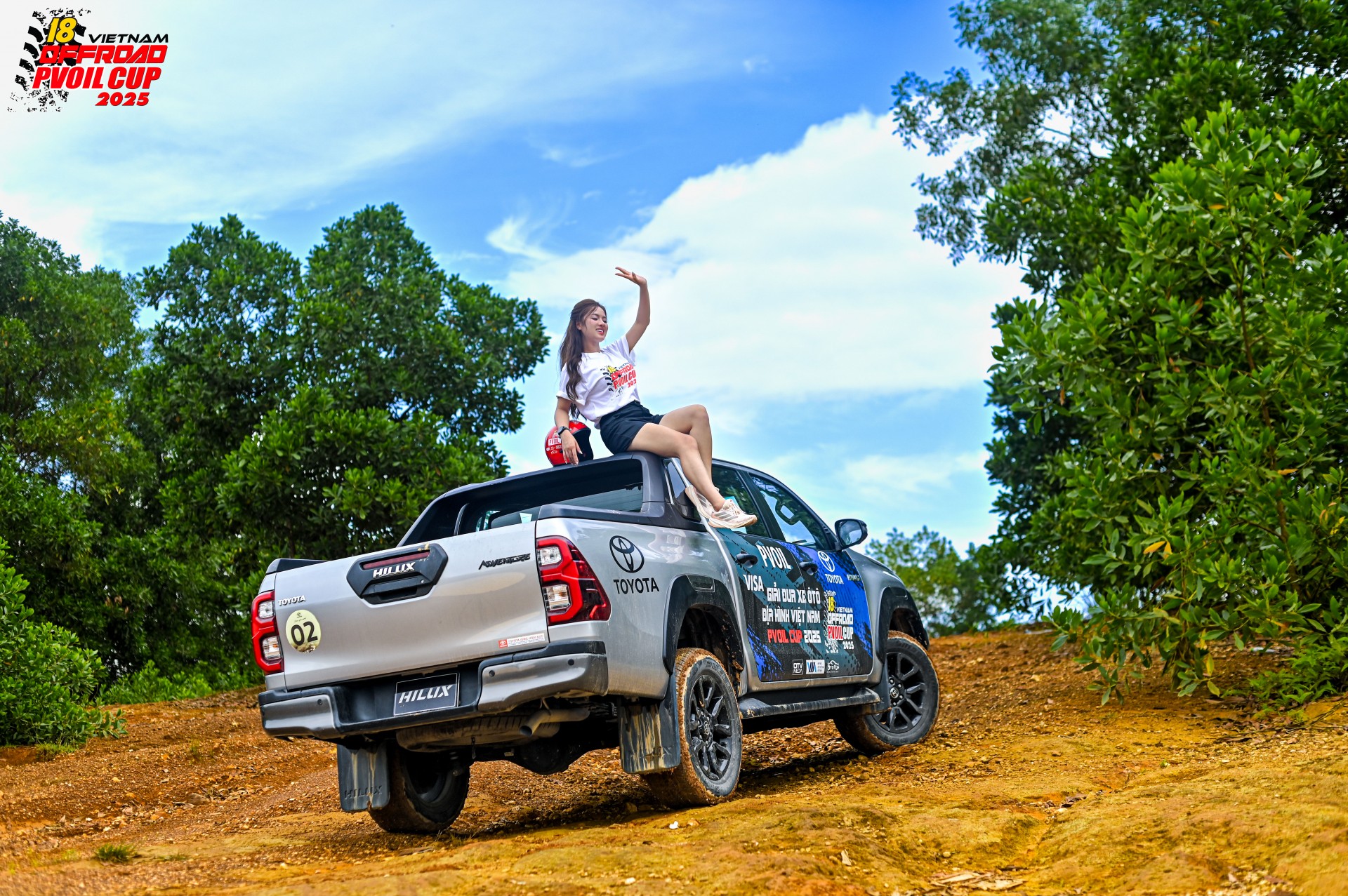 Chiêm ngưỡng bộ ảnh cổ động giải PVOIL VOC 2025 với Toyota Hilux Chiêm ngưỡng bộ ảnh cổ động giải PVOIL VOC 2025 với Toyota Hilux