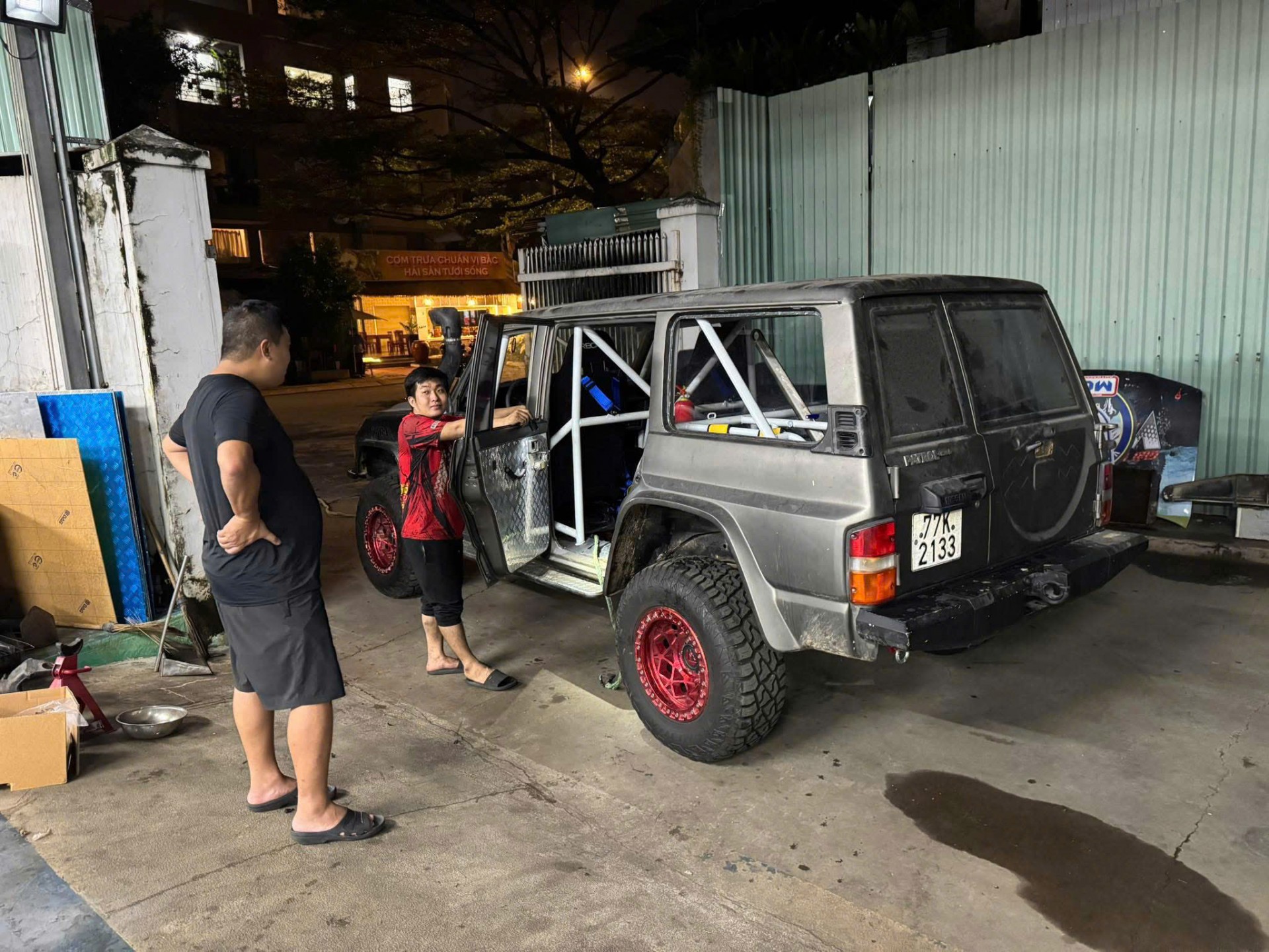 Đội Quảng Trị 4x4 lần đầu góp mặt tại VOC 2025 với “chiến mã” Nissan Patrol độ toàn diện