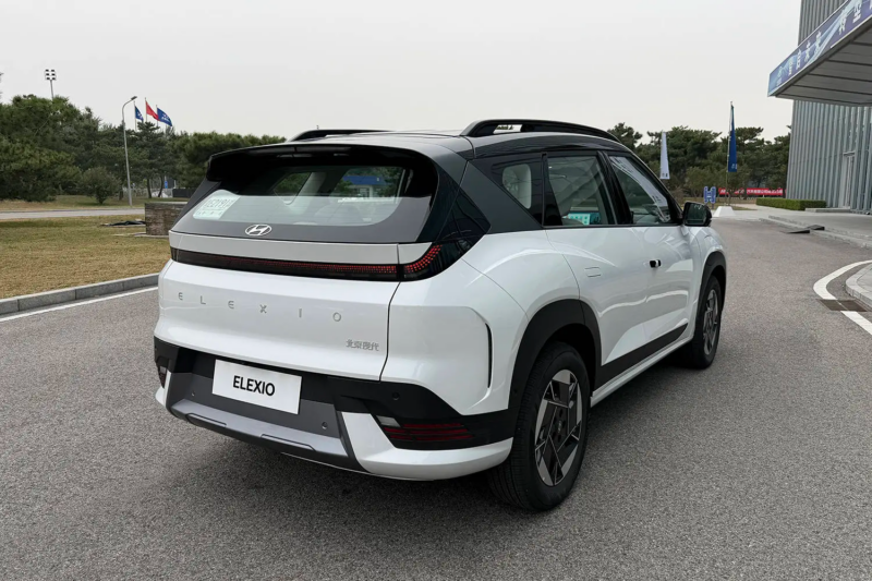 SUV điện Hyundai EO chính thức được chào bán ở Trung Quốc, giá từ 443 triệu đồng Phía sau của SUV điện Hyundai EO