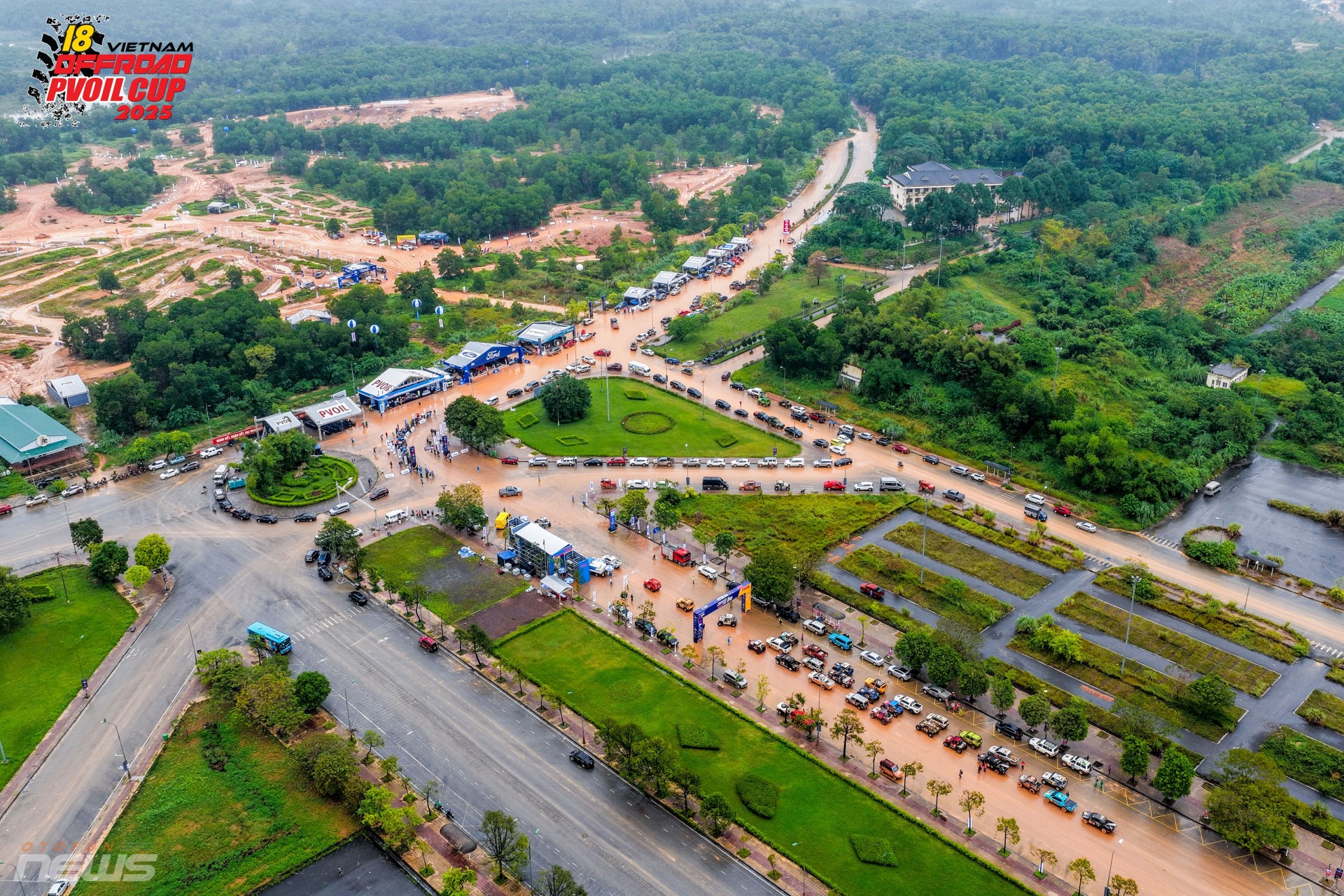 PVOIL VOC 2025: Lễ hội đua xe lớn nhất Việt Nam với 24 đường đua, 140 tay lái, 4 đường lái thử ô tô địa hình PVOIL VOC 2025: Lễ hội đua xe lớn nhất Việt Nam với 24 đường đua, 140 tay lái, 4 đường lái thử ô tô địa hình