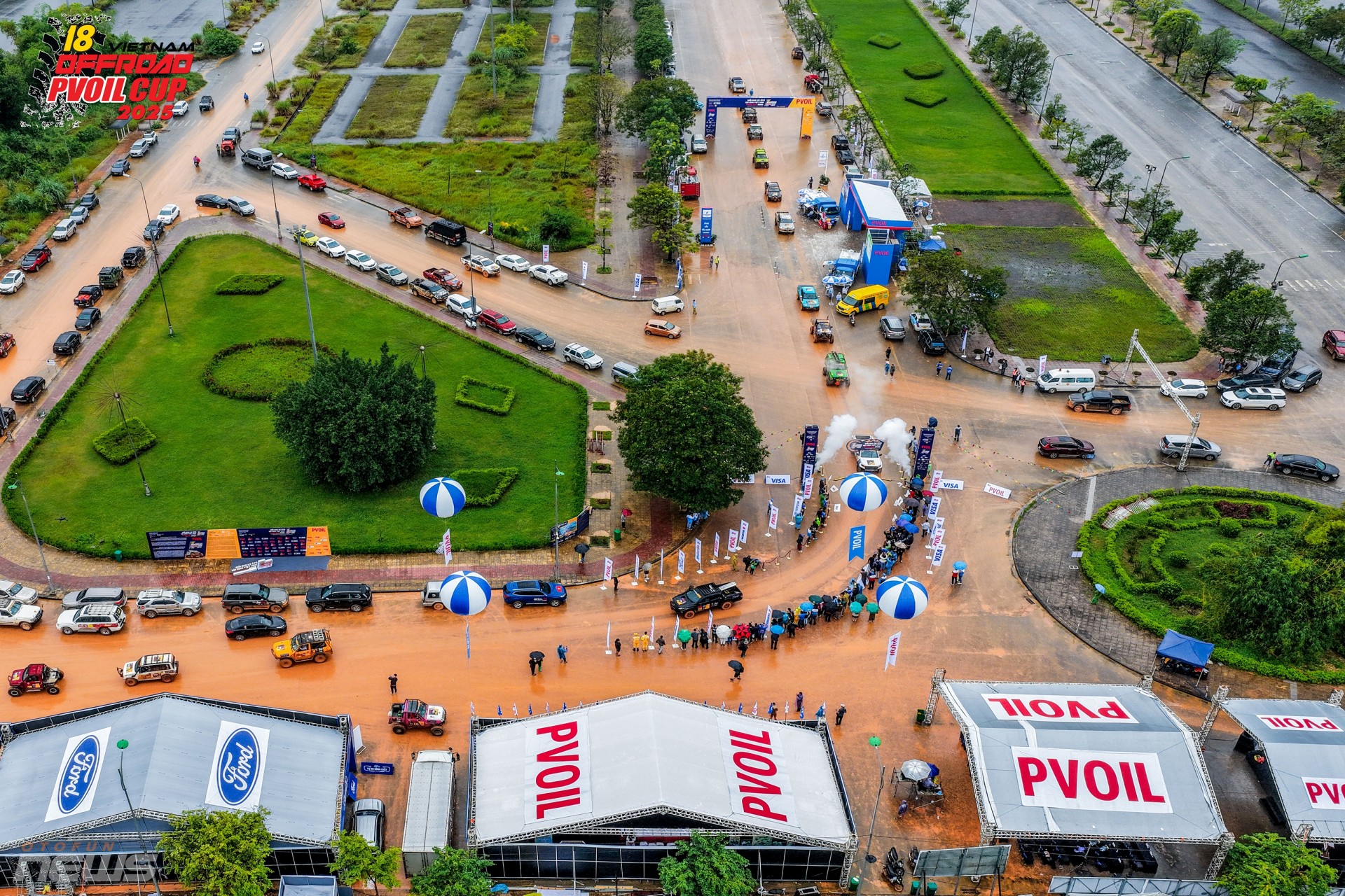 PVOIL VOC 2025: Lễ hội đua xe lớn nhất Việt Nam với 24 đường đua, 140 tay lái, 4 đường lái thử ô tô địa hình PVOIL VOC 2025: Lễ hội đua xe lớn nhất Việt Nam với 24 đường đua, 140 tay lái, 4 đường lái thử ô tô địa hình