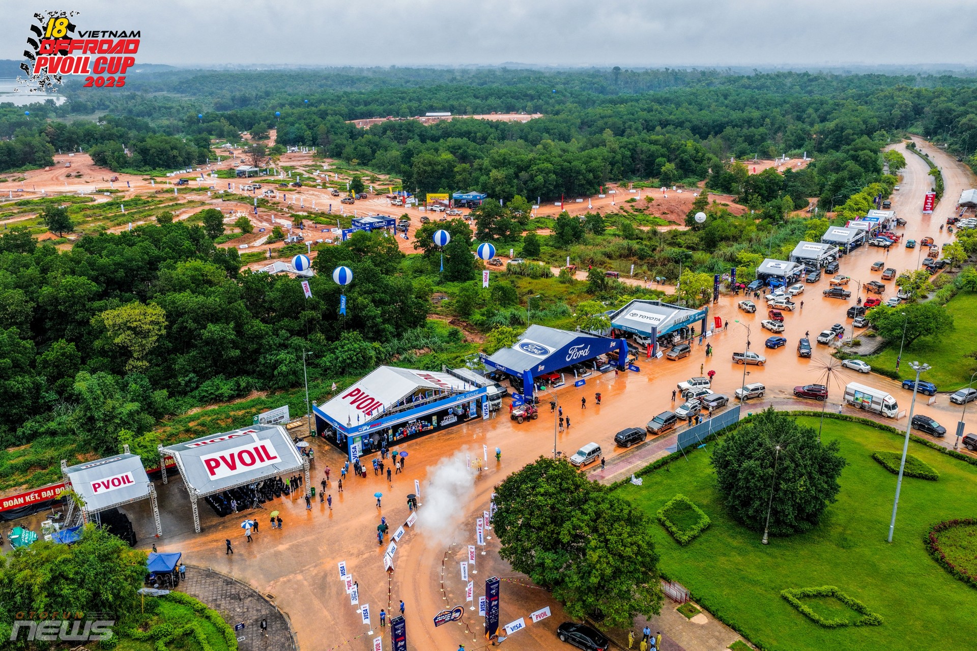 PVOIL VOC 2025: Lễ hội đua xe lớn nhất Việt Nam với 24 đường đua, 140 tay lái, 4 đường lái thử ô tô địa hình PVOIL VOC 2025: Lễ hội đua xe lớn nhất Việt Nam với 24 đường đua, 140 tay lái, 4 đường lái thử ô tô địa hình