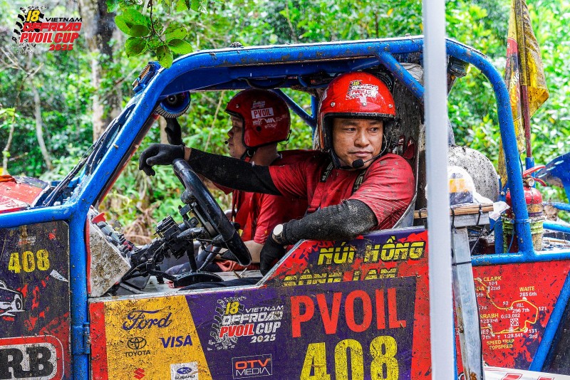cảm xúc PVOIL VOC 2025