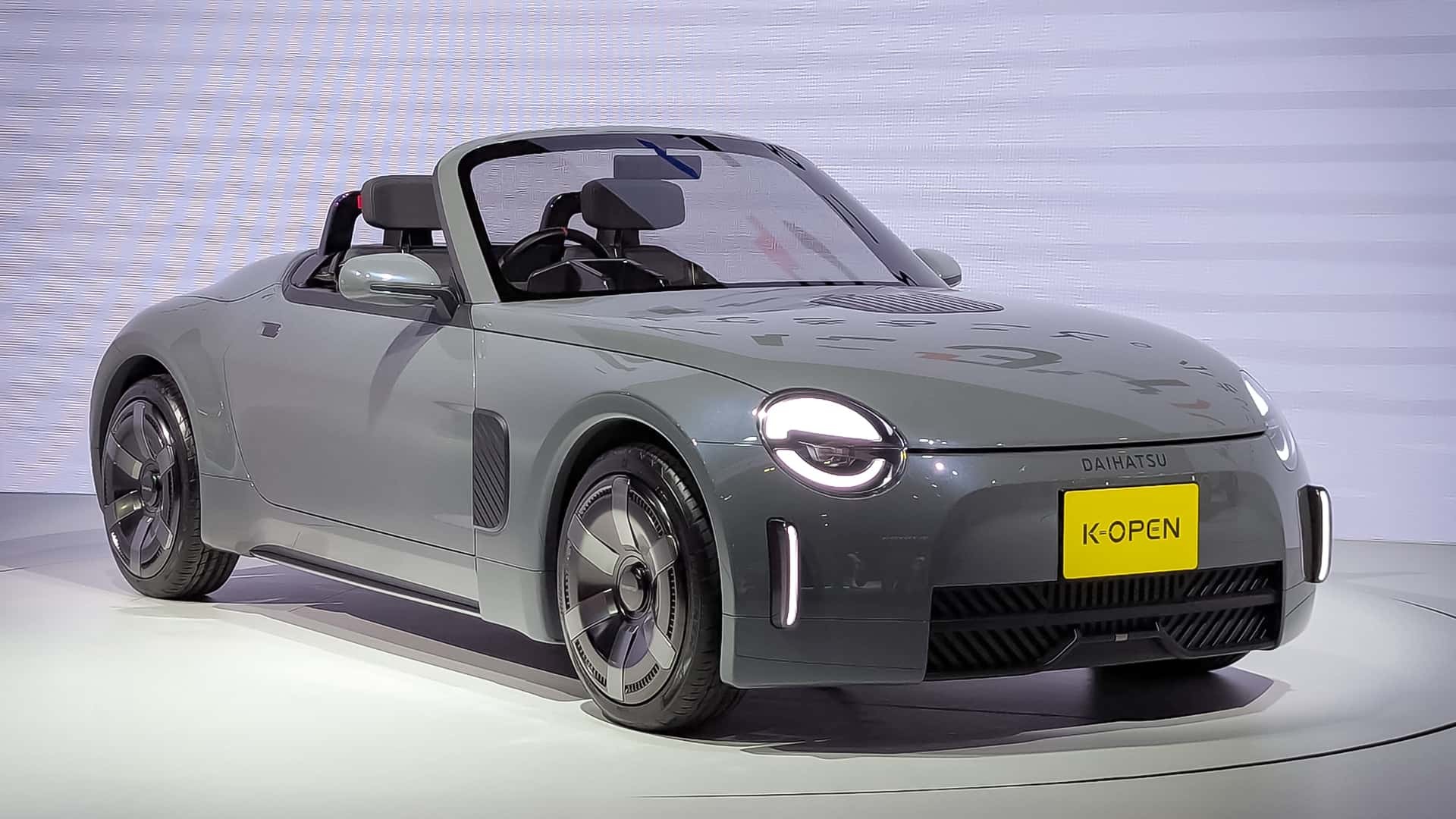 Daihatsu K-Open - Mẫu concept kei car thể thao với hệ dẫn động RWD được ra mắt