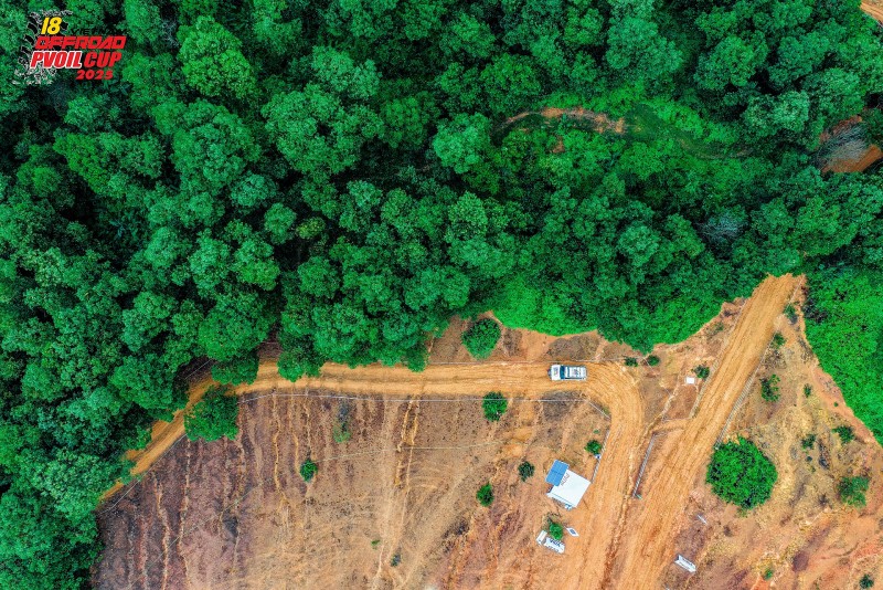 Chiêm ngưỡng những cung đường thi đấu đậm màu sắc thiên nhiên của PVOIL VOC 2025 Chiêm ngưỡng những cung đường thi đấu 'tuyệt đối điện ảnh' tại PVOIL VOC 2025