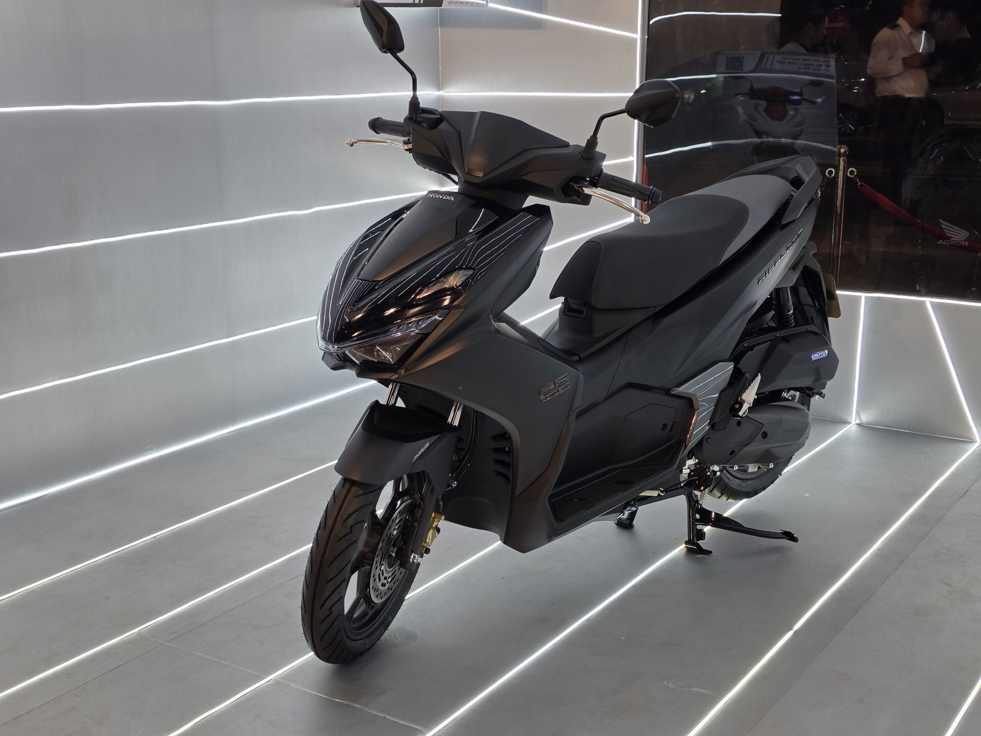 Honda ra mắt bộ đôi SH, Air Blade và LEAD 2026: Thiết kế mới, nhiều trang bị đáng chú ý