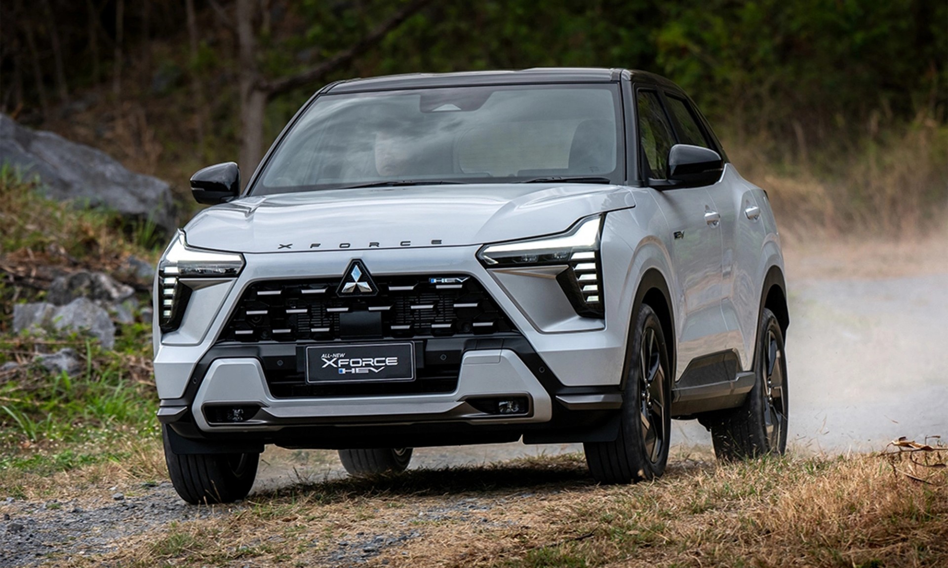 Mitsubishi Xforce HEV 2026 ra mắt Thái Lan, giá quy đổi 727 triệu đồng Mitsubishi Xforce HEV 2026 ra mắt Thái Lan có giá bao nhiêu