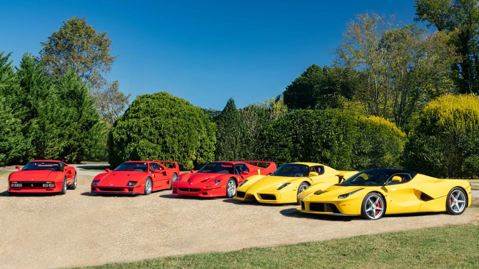 Bộ sưu tập 46 chiếc Ferrari quý hiếm, bảo quản như mới này sẽ được mang bán đấu giá bộ sưu tập siêu xe Ferrari của gia đình Bachman