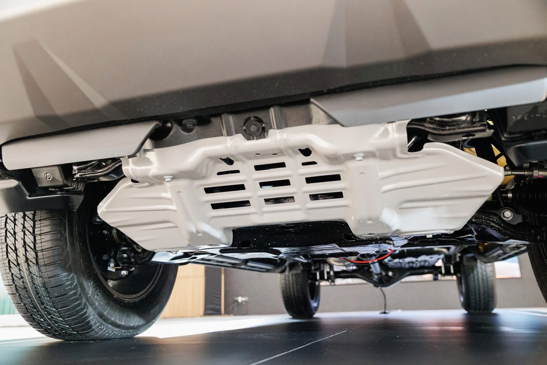 Cận cảnh Toyota Hilux thế hệ mới, giá từ quy đổi 628 triệu đồng, có bản EV chạy 351km Cận cảnh Toyota Hilux thế hệ mới, giá từ quy đổi 628 triệu đồng, có bản EV chạy 351km
