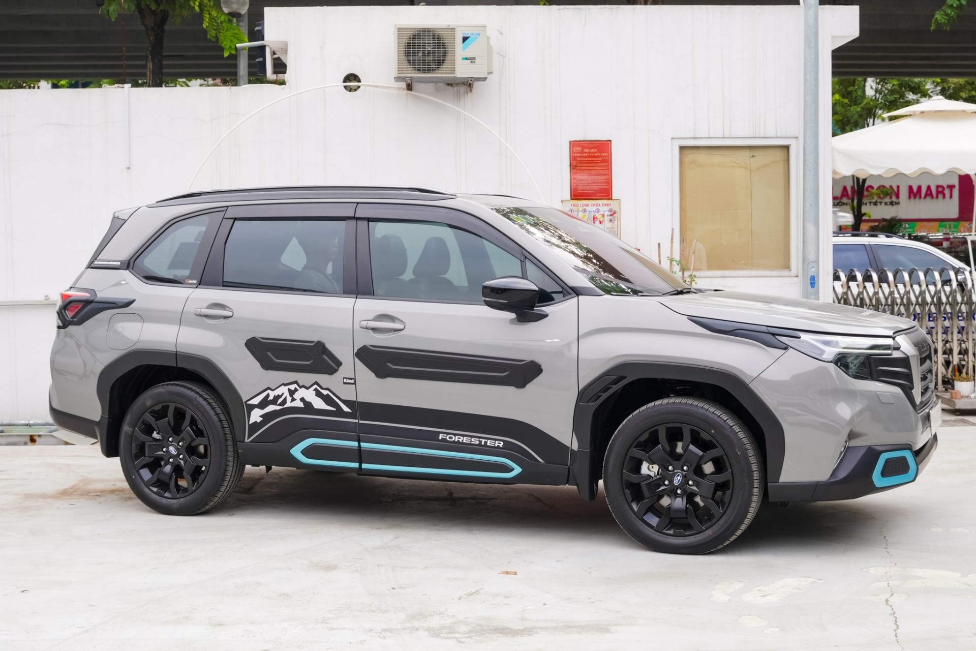 Subaru Forester 2025 ra mắt Việt Nam, tăng giá hơn 300 triệu đồng so với đời cũ Subaru Forester 2025 ra mắt Việt Nam, tăng giá hơn 300 triệu đồng so với đời cũ
