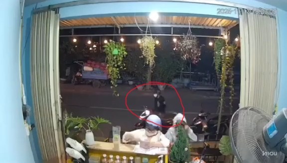 Hai vụ mất xe SH Mode diễn ra trong chớp mắt vì thao tác chớp nhoáng của kẻ gian