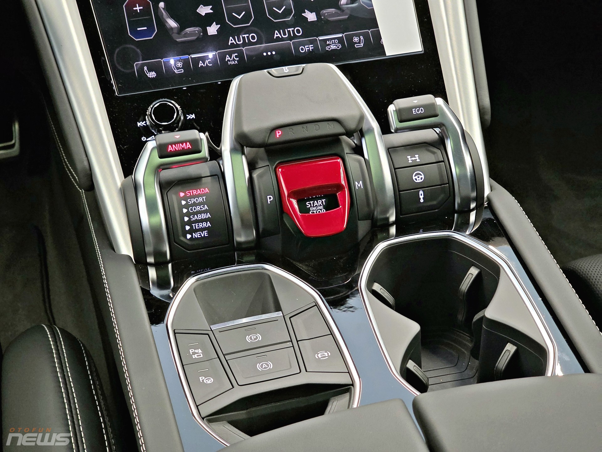 Ngắm Lamborghini Urus S giá hơn 15 tỷ đồng tại TP.HCM Ngắm Lamborghini Urus S giá hơn 15 tỷ đồng tại TP.HCM