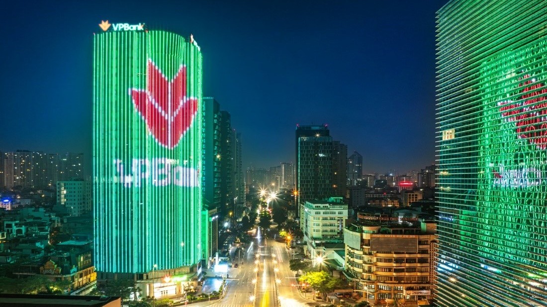 VPBank nhận loạt khuyến nghị “Mua” nhờ kết quả quý III mạnh mẽ và thương vụ IPO VPBankS