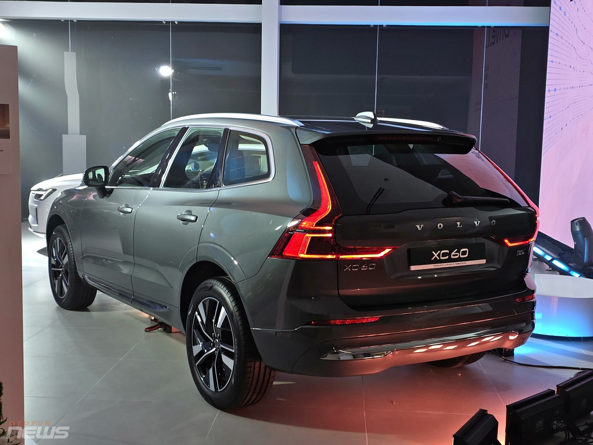 Bộ đôi Volvo XC60 và S90 2026 ra mắt, thêm trang bị, giá không đổi Bộ đôi Volvo XC60 và S90 2026 ra mắt, thêm trang bị, giá không đổi