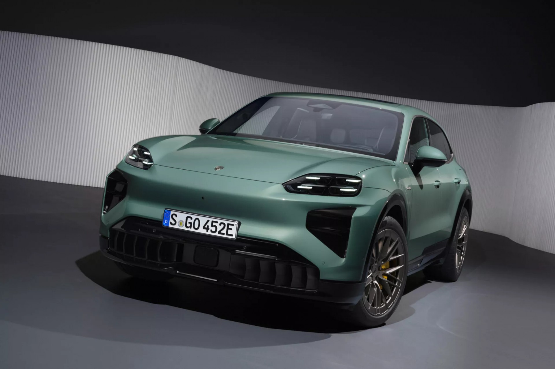 Porsche Cayenne Electric chính thức lộ diện, mang công suất tối đa 1.139 mã lực mạnh nhất xưa nay Phiên bản Porsche Cayenne Turbo Electric 2026