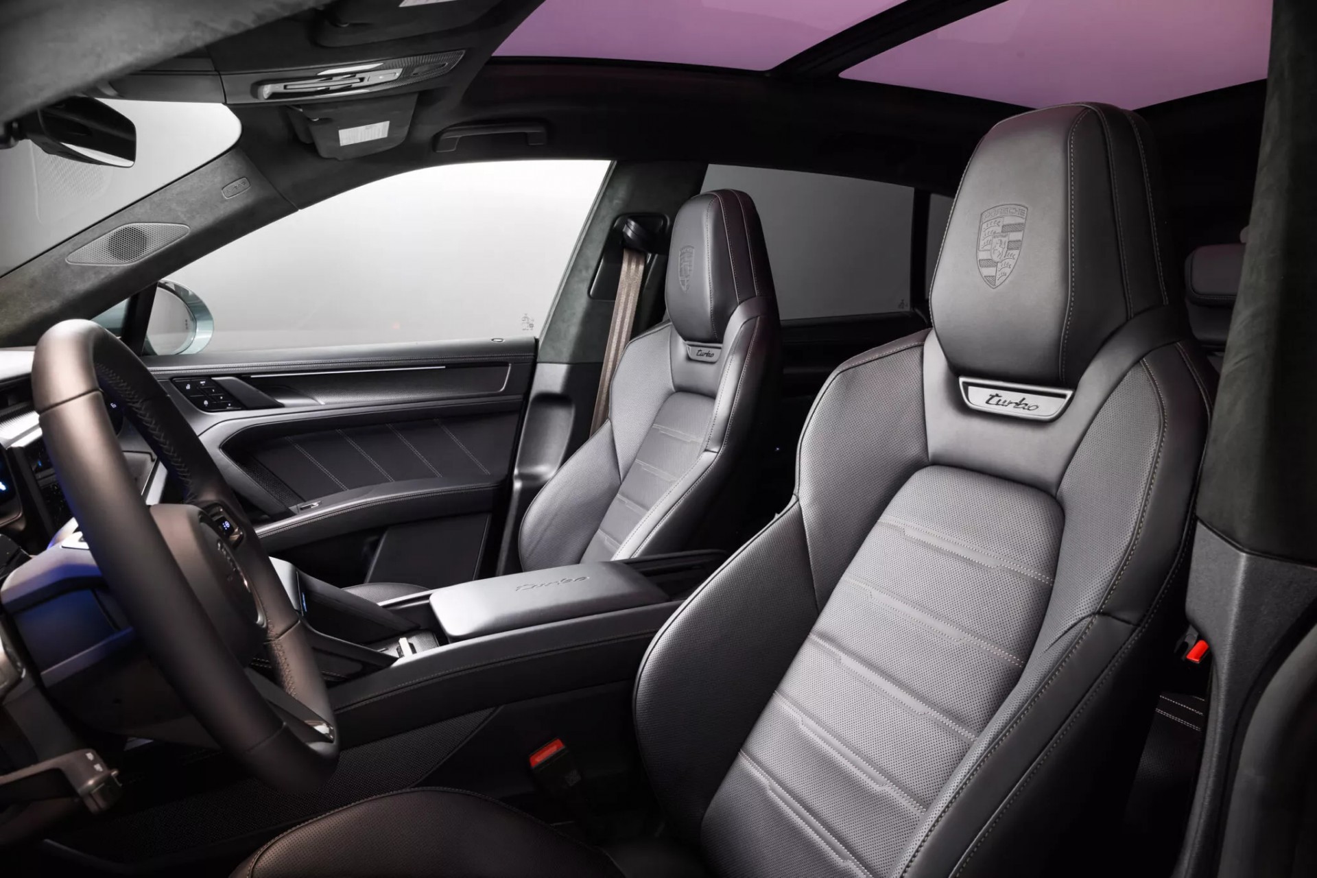 Porsche Cayenne Electric chính thức lộ diện, mang công suất tối đa 1.139 mã lực mạnh nhất xưa nay Ghế ngồi của Porsche Cayenne Turbo Electric 2026