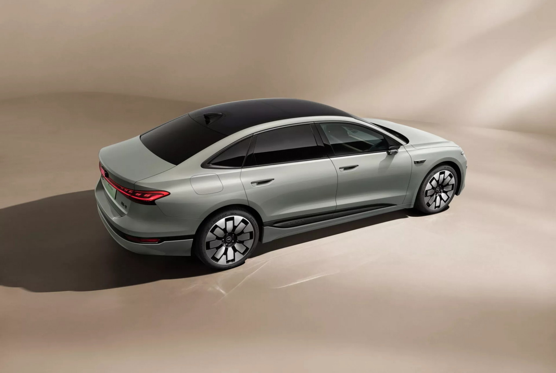 Audi lần đầu giới thiệu xe điện E SUV Concept ở Triển lãm Ô tô Quảng Châu 2025 Audi A6L e-tron được sản xuất bởi liên doanh Audi-FAW cho thị trường Trung Quốc