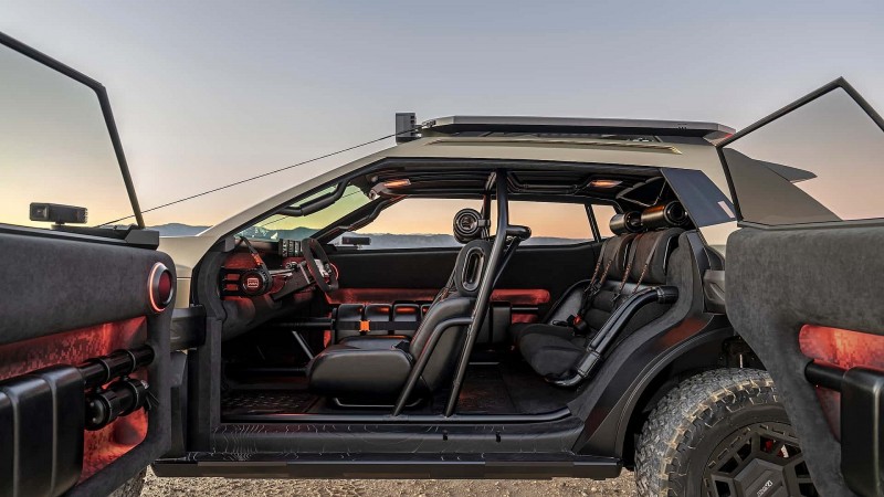 Hyundai Crater Concept khi mở cửa trước và sau