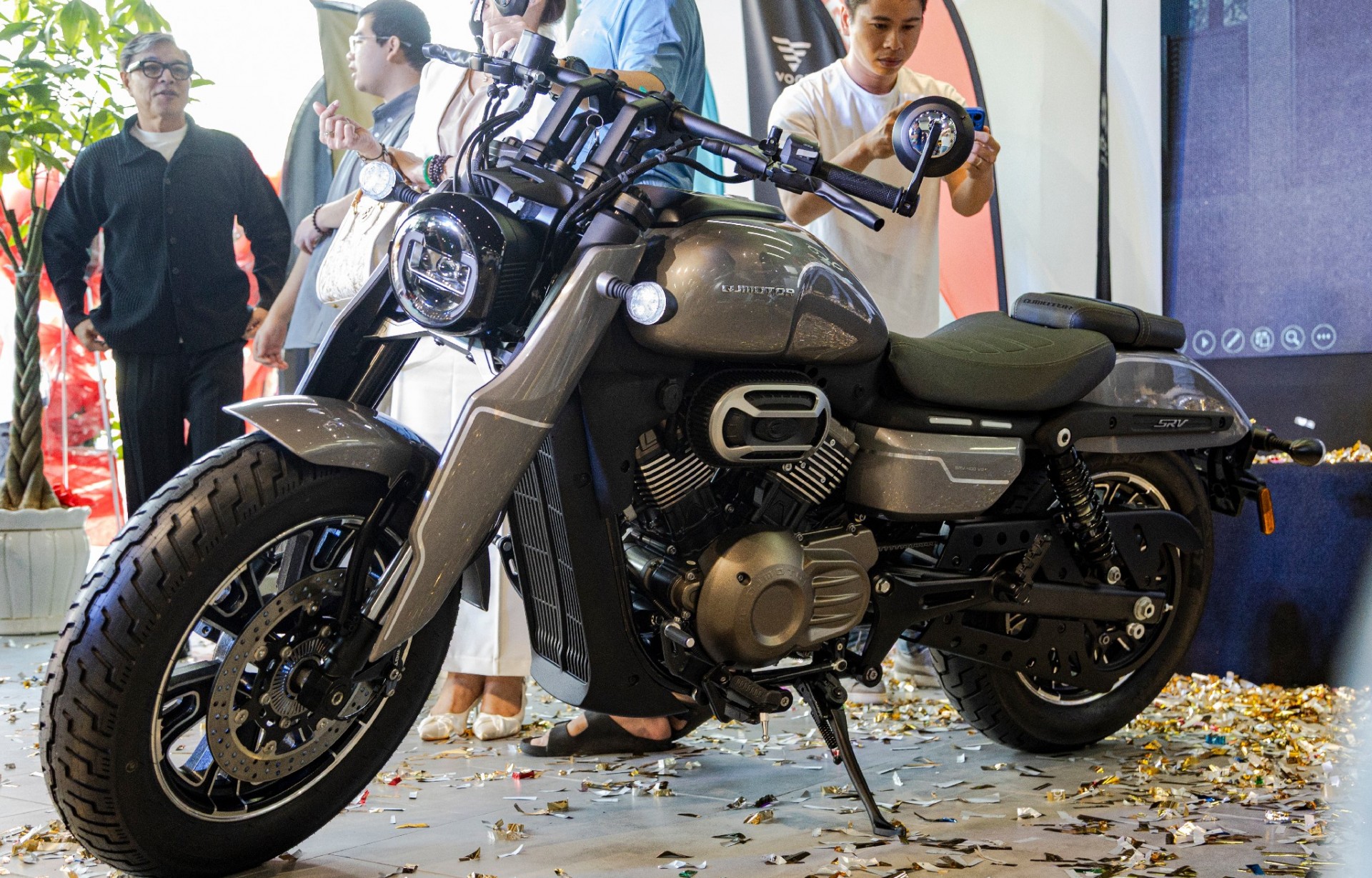 MForce Việt Nam khai trương showroom đầu tiên, giới thiệu bộ ba mẫu xe mới