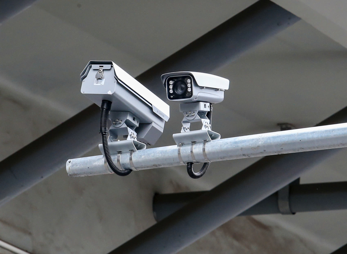 Từ 10/12/2025, hơn 1.800 camera AI bắt lỗi vi phạm giao thông dự kiến vận hành tại Hà Nội Từ 10/12/2025, hơn 1.800 camera AI bắt lỗi vi phạm giao thông dự kiến vận hành tại Hà Nội