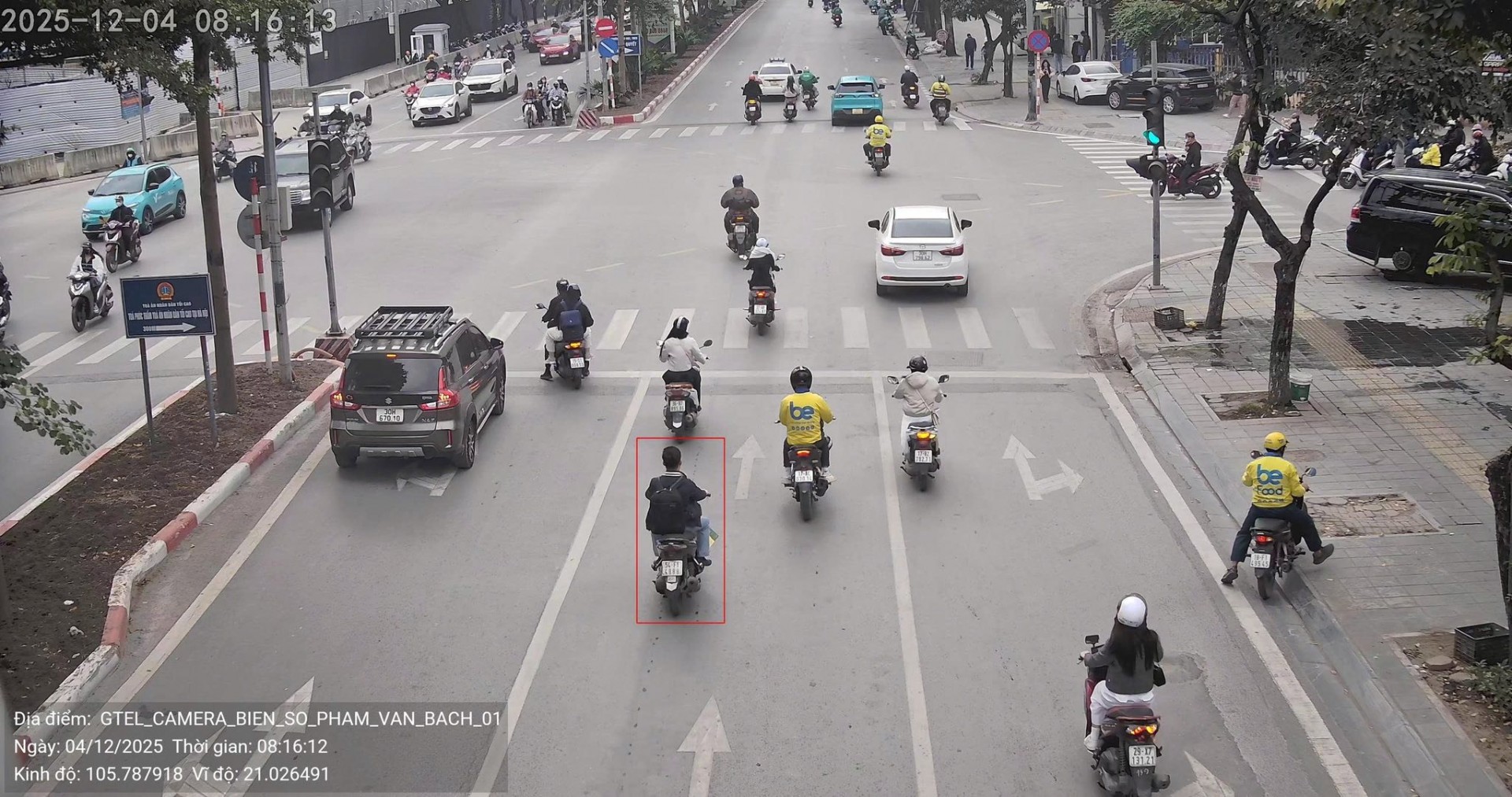 Từ 10/12/2025, hơn 1.800 camera AI bắt lỗi vi phạm giao thông dự kiến vận hành tại Hà Nội Từ 10/12/2025, hơn 1.800 camera AI bắt lỗi vi phạm giao thông dự kiến vận hành tại Hà Nội