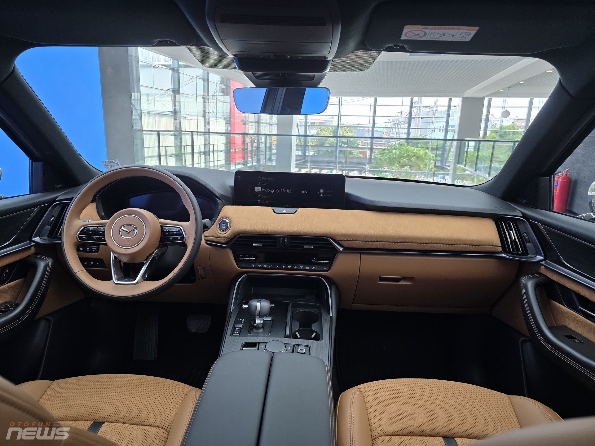 Khai trương showroom Mazda flagship đầu tiên Đông Nam Á tại TP.HCM Khai trương showroom Mazda flagship đầu tiên Đông Nam Á tại TP.HCM