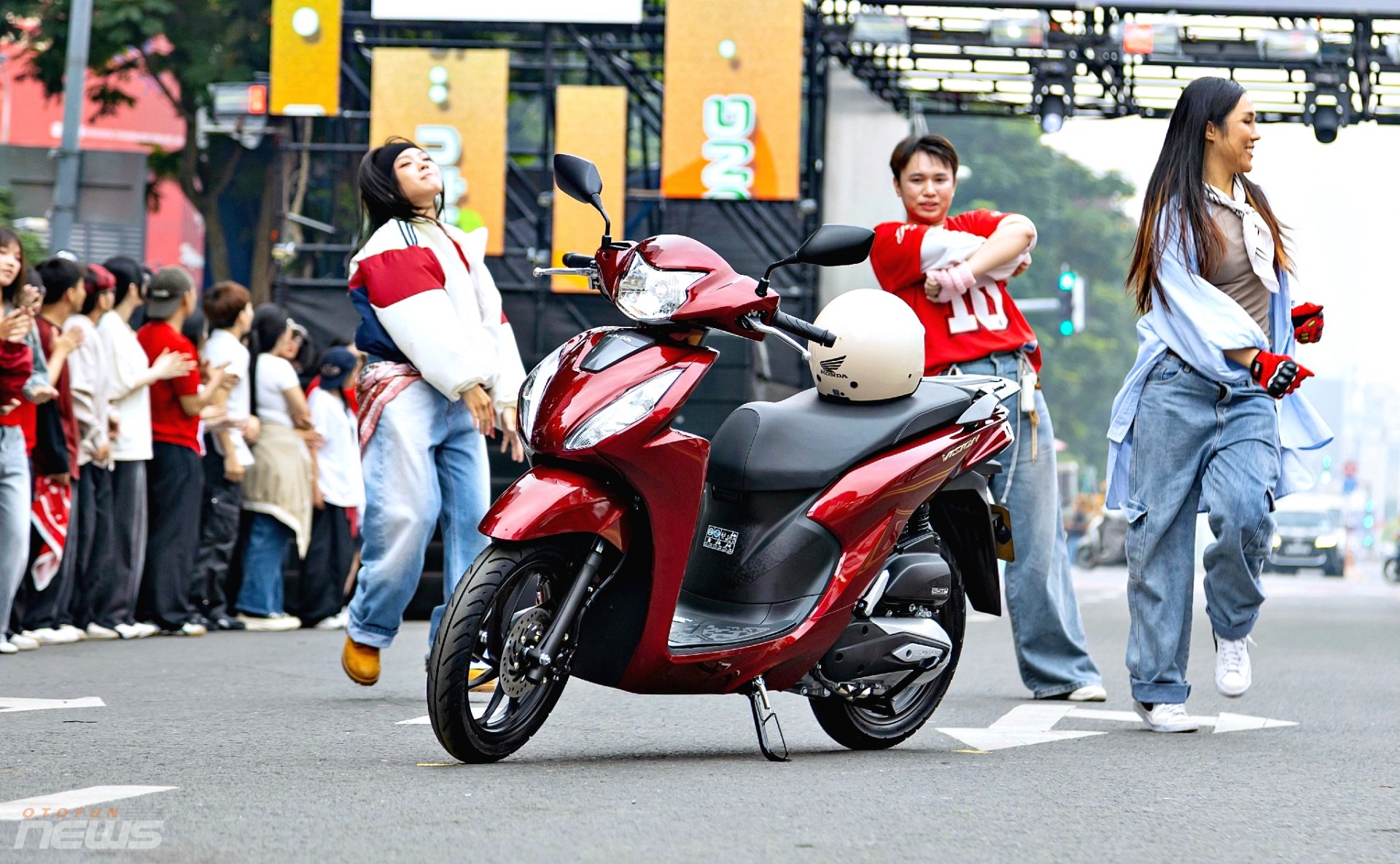 Người Việt mua hơn 7.000 xe máy mỗi ngày trong năm 2025, nếu tính cả xe điện còn nhiều hơn nữa Người Việt mua hơn 7.000 xe máy mỗi ngày trong năm 2025, nếu tính cả xe điện còn nhiều hơn nữa