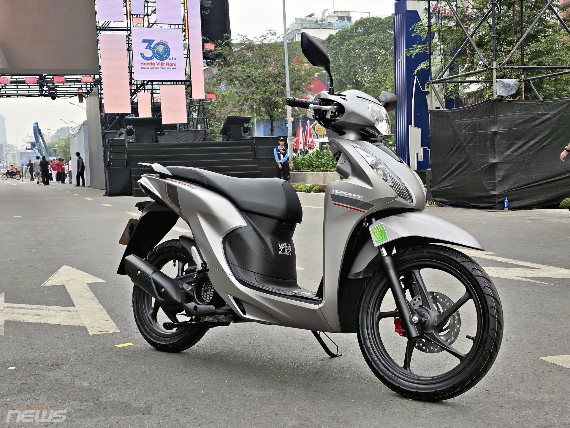 Honda Vision 2026 làm mới diện mạo, giá bán không đổi Honda Vision 2026 làm mới diện mạo, giá bán không đổi